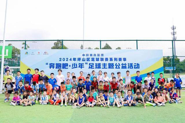 尼克斯危机四伏，杨瀚森面临重要抉择